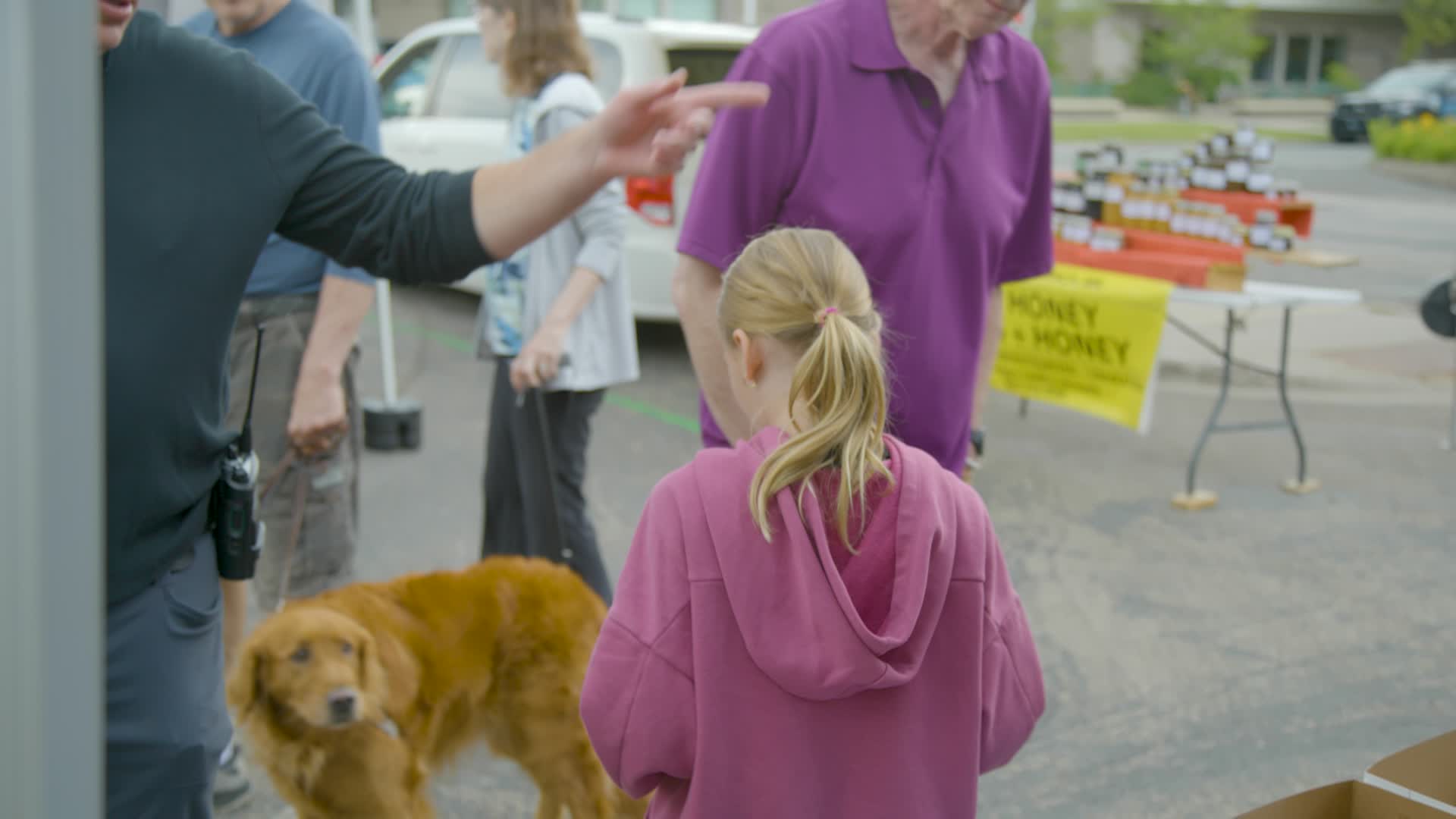 White Bear Lake Cops and Donuts at the Farmers Market